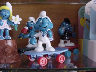 Schl�mpfe auf Skateboard!